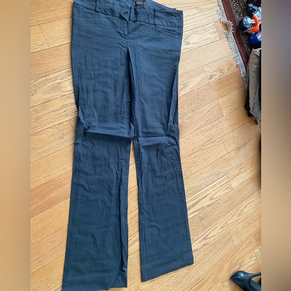 The Limited size 10 long exact stretch pants